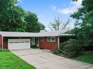 7932 Shawnee Dr, Overland Park, KS 66212