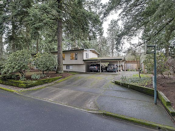 2nd image of 1117 SE 35th Ave