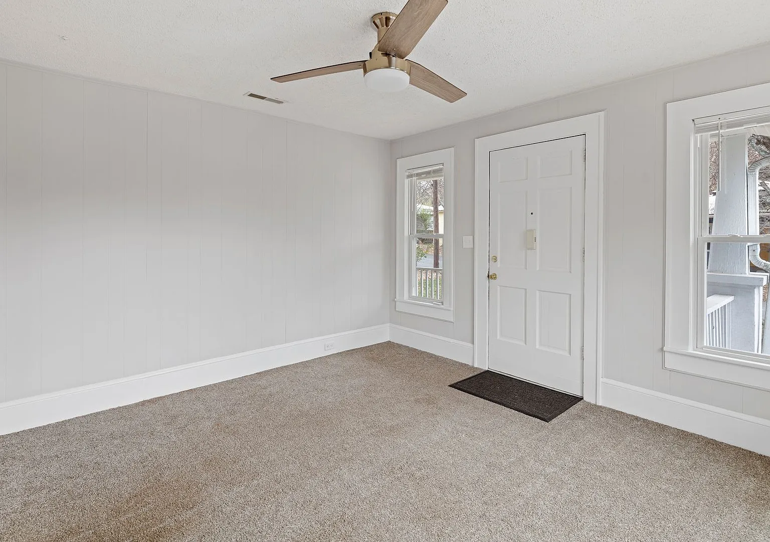 Updated West Asheville Bungalow! — Photo 3