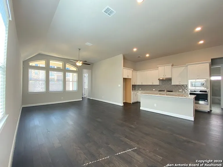 27715 Dana Creek Dr — Photo 5
