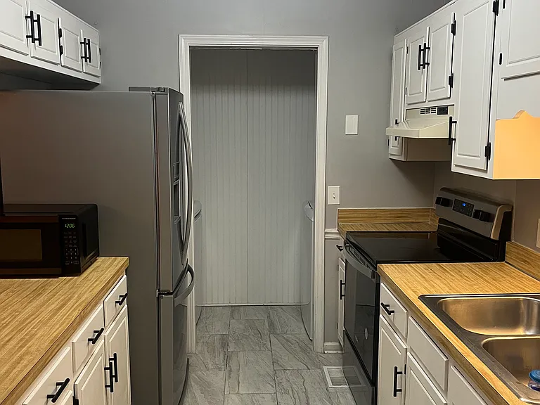 116 Champney Ct — Photo 8