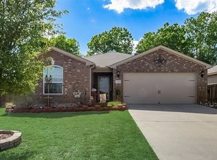 1300 Clegg St, Howe, TX 75459