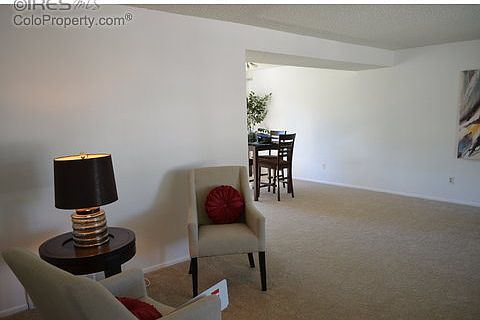 2nd image of 1100 Lilac St