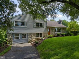 2069 Lititz Pike, Lancaster, PA 17601