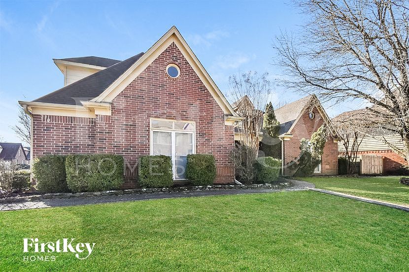 1st image of 10515 Trailmont Ln