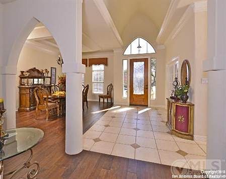 4th image of 8235 Colonial Woods