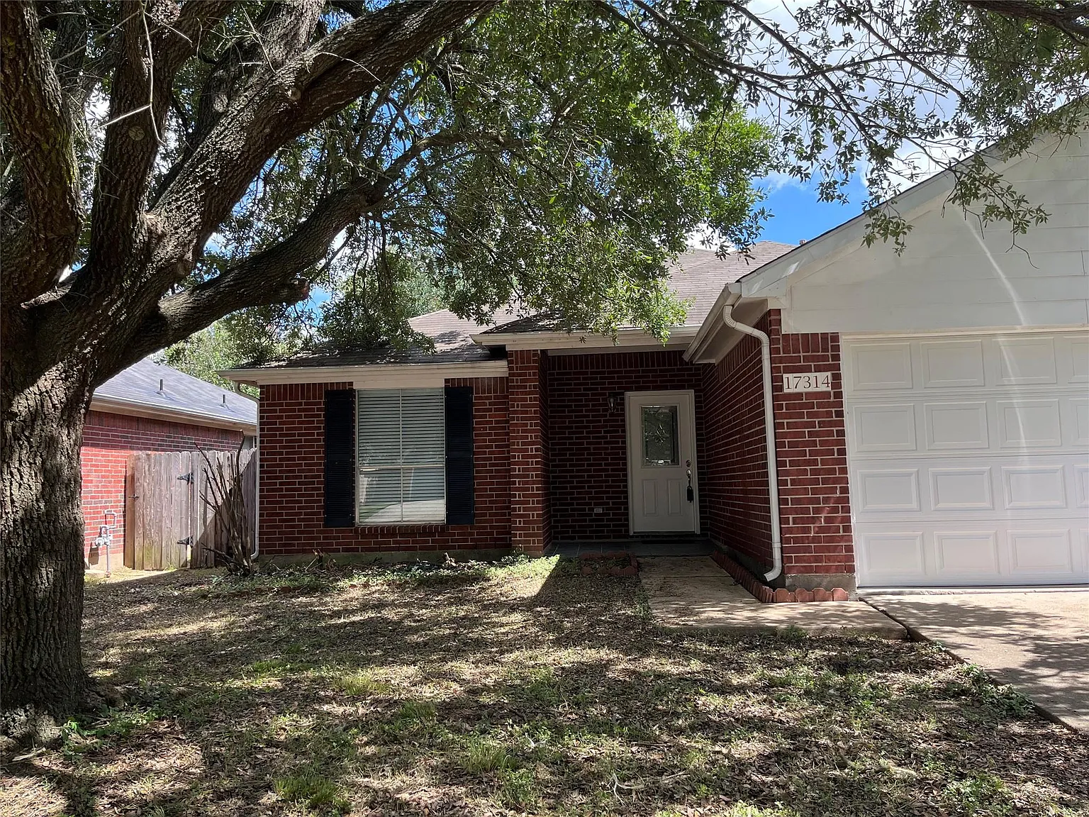 3 bed, 2.0 bath, 1655 sqft, $1,795 — Photo 1