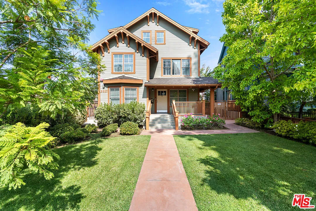 5 bed, 3.5 bath, 3000 sqft, $4,995 — Photo 4