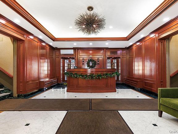 4th image of 2 Overlook  Road #1B7A