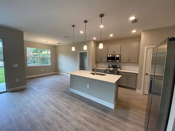 5th image of 5153 Bonnet Ave