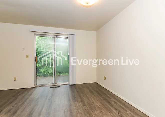 8093 Mount Aetna St — Photo 5