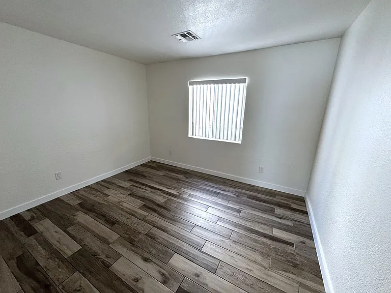 12710 W Ash St — Photo 14