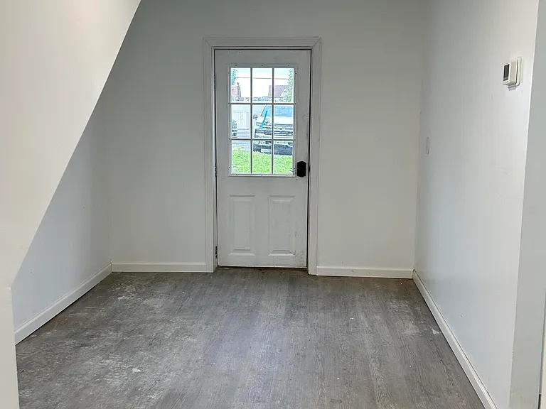 352 Market 1st Floor St — Photo 6