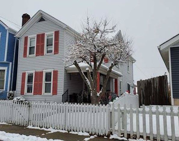 2nd image of 60 S Hedges St