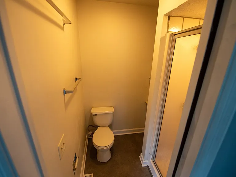 4621-4655 S Acorn Dr — Photo 20