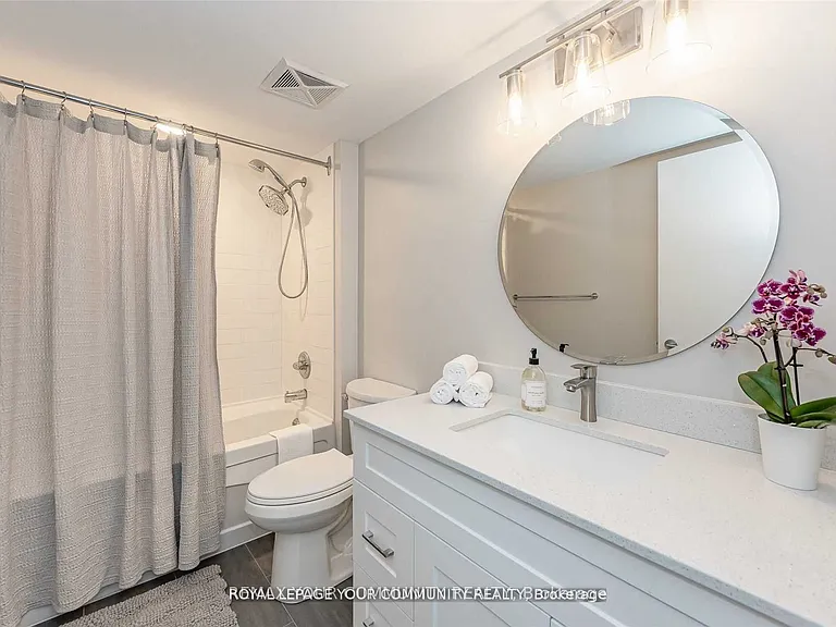 76 Shuter St #1307 — Photo 19