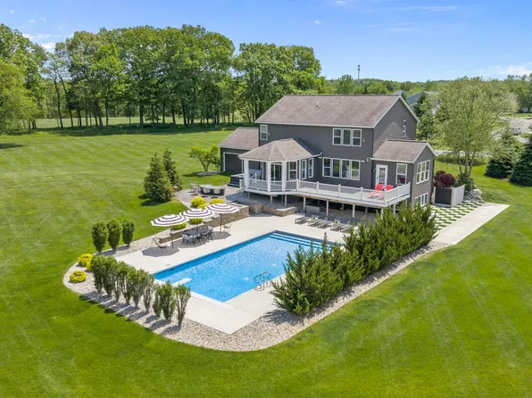 5308 Settlers Grove Rd NE, Belmont, MI 49306