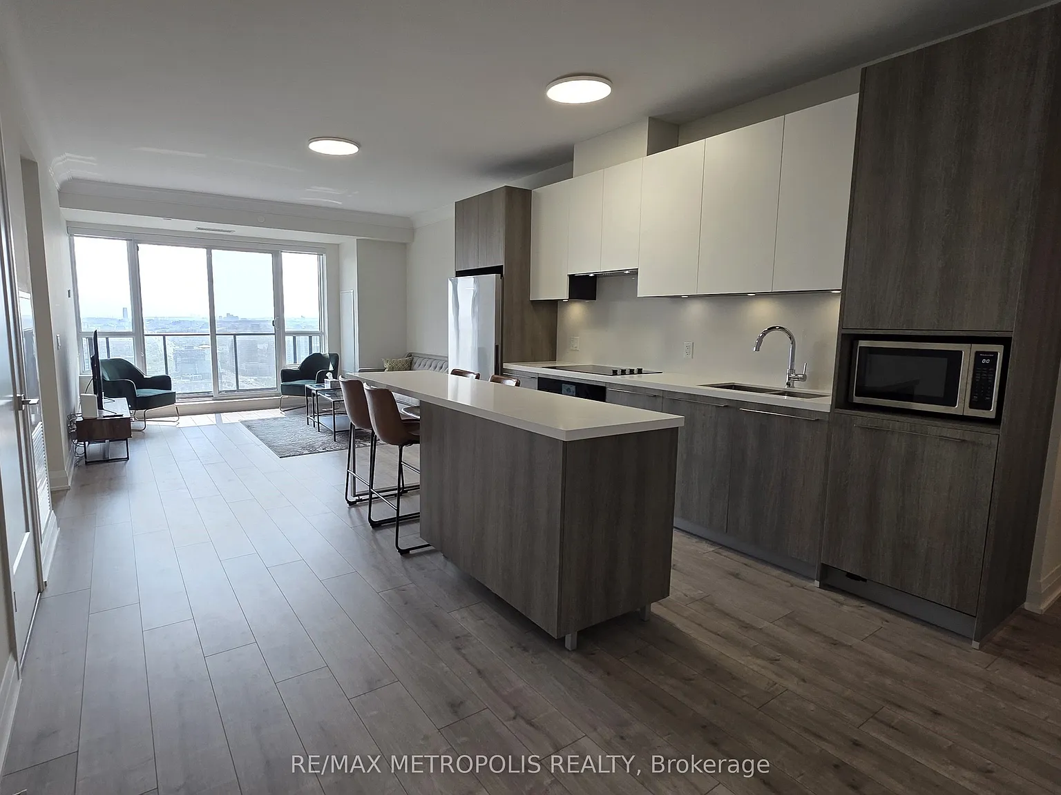 3 bed, $3,700 — Photo 3