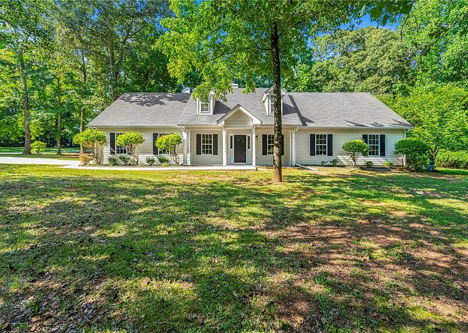 1st image of 20 Whispering Pine Dr