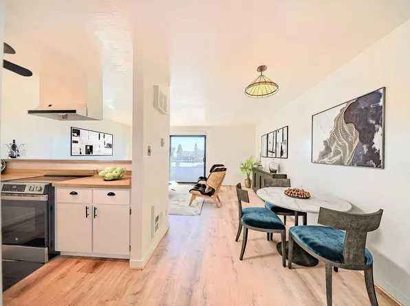 1 Embarcadero W APT 160, Oakland, CA 94607