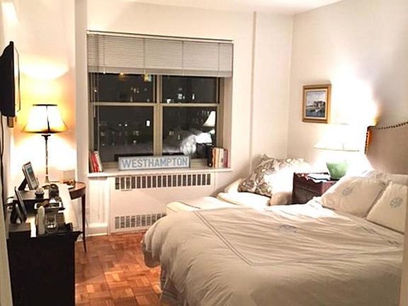 2nd image of 40 Park Ave APT 16A