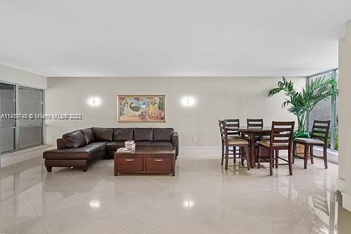 4th image of 1700 NW North River Dr APT 808