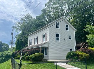 86 Bloomingburg Rd, Middletown, NY 10940