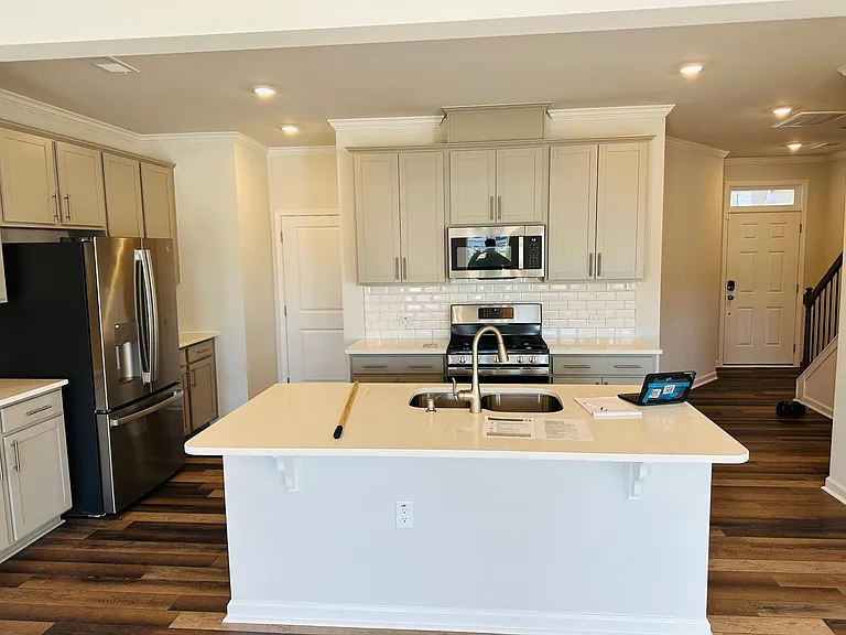 5036 Arkose Dr — Photo 3