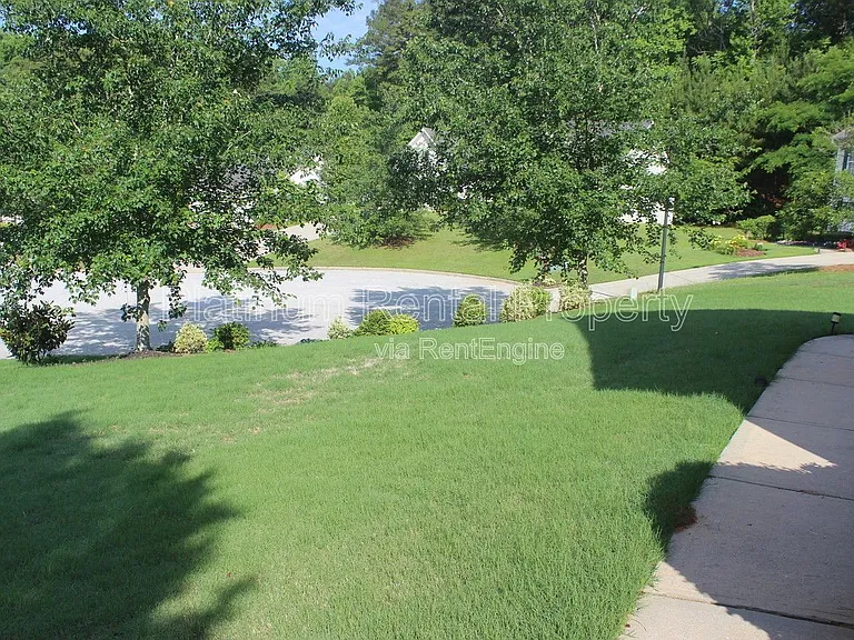 4093 Laurel Bend Ct — Photo 8