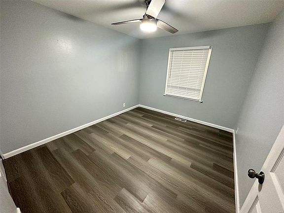5th image of 10409 Olney Dr