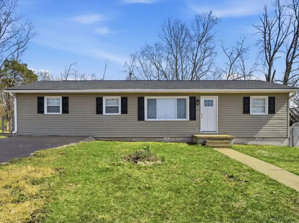 3126 Siler Dr, Kingsport, TN 37660