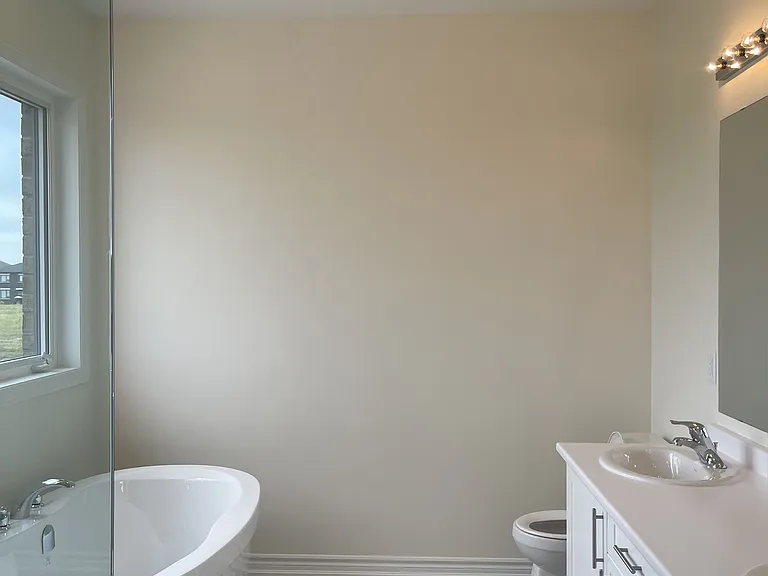 913 Rexton Dr — Photo 13