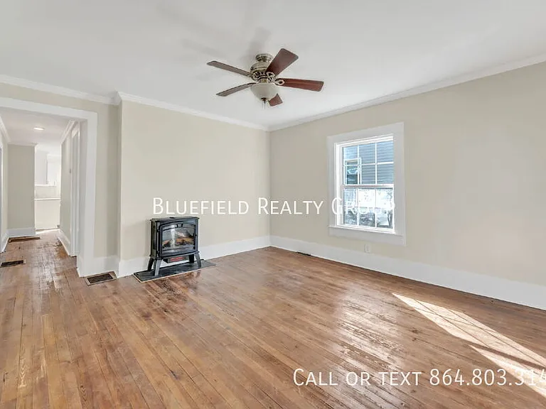 4 Walnut St #A — Photo 6