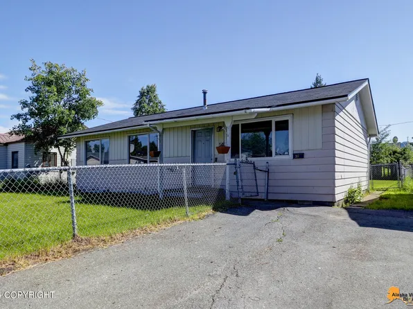 317 N Mumford St, Anchorage, AK 99508