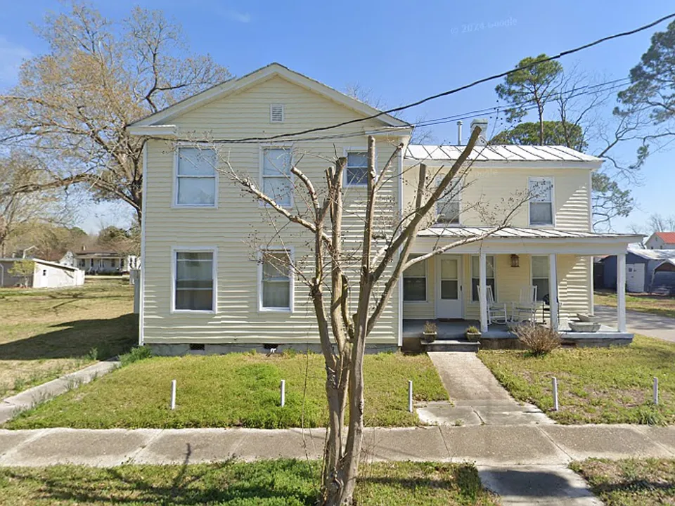 802 N B St #3
