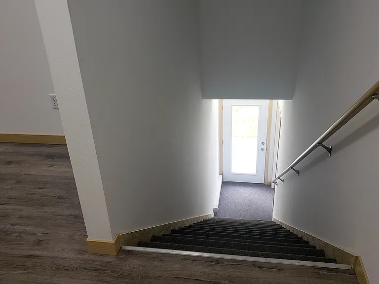 320 W Main St — Photo 15