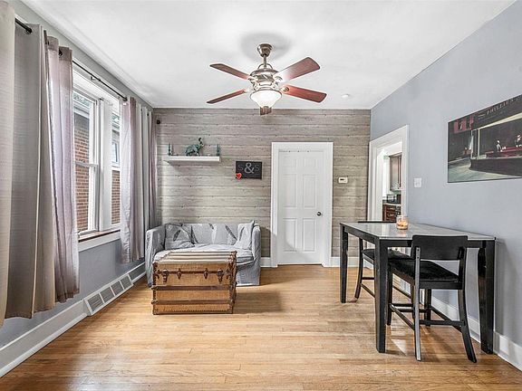 4th image of 4448 Ellenwood Ave