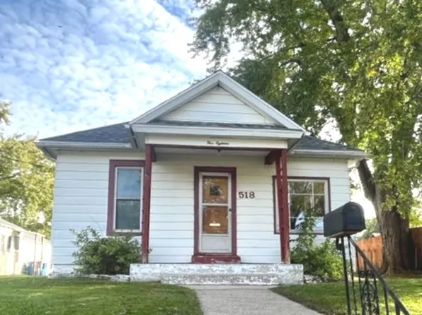 518 Van Buren Ave, Dixon, IL 61021