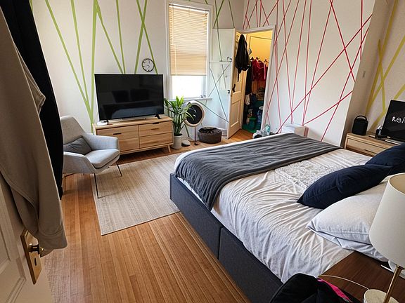2nd image of 5867 Darlington Rd APT 3