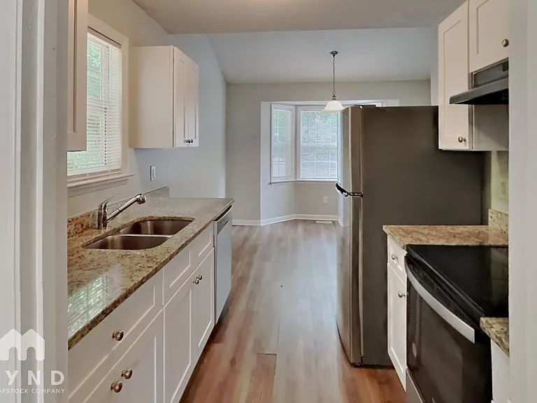 589 Spaniel Ln — Photo 5