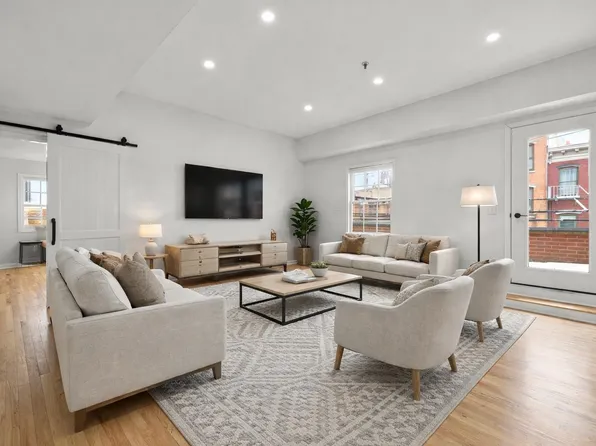 357 Varick Street image 1 of 23