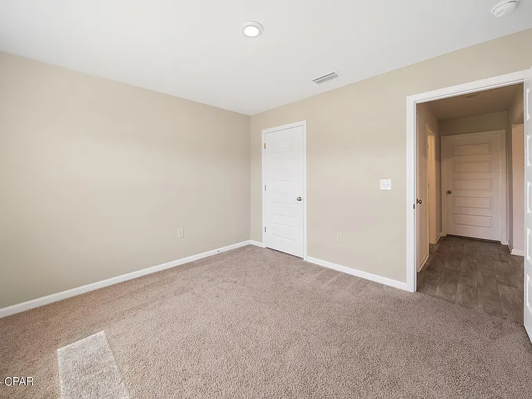 5817 Viking Way — Photo 14
