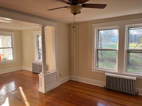 3rd image of 56 Berks St