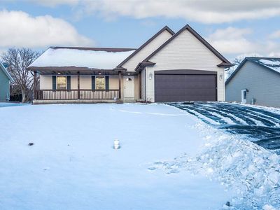 202 Benedict Dr SW, Poplar Grove, IL, 61065
