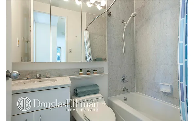 Rented by Douglas Elliman | media 7