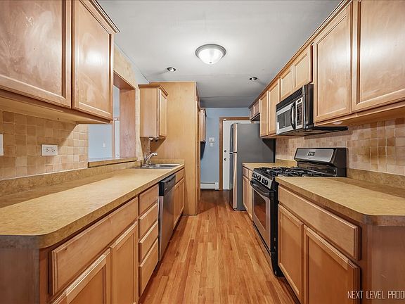 5th image of 14501 Keystone Ave APT 9