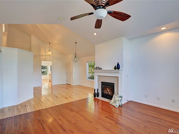 5th image of 6115 Nathan Way SE Unit A