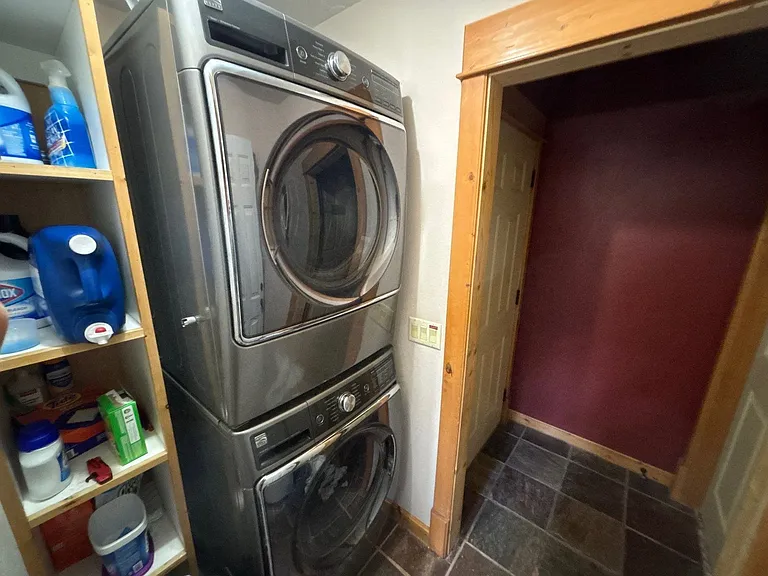 300 Blackberry Ln #2 — Photo 8