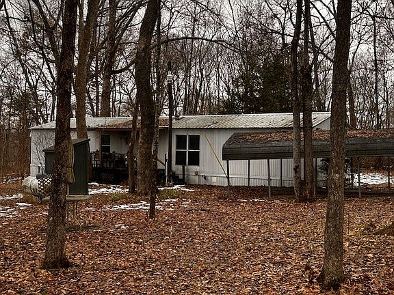 2nd image of 152 Everette Ln