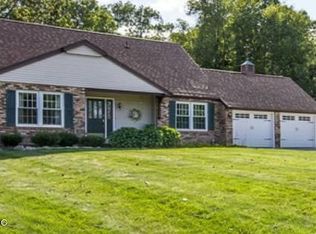 226 Easthill Dr, Battle Creek, MI 49014